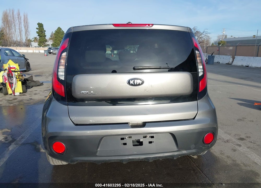 2018 KIA SOUL VIN: KNDJN2A21J7533257