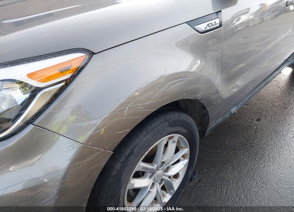 2018 KIA SOUL VIN: KNDJN2A21J7533257