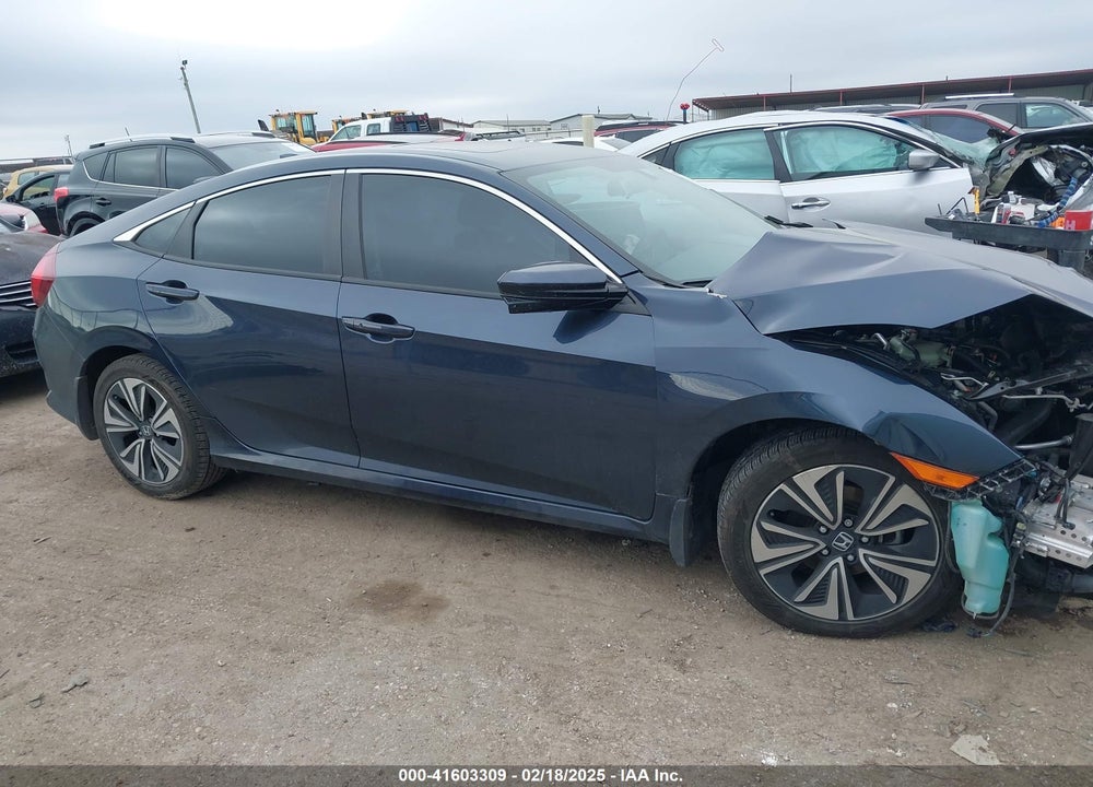 2018 HONDA CIVIC EX-T VIN: 19XFC1F3XJE000833