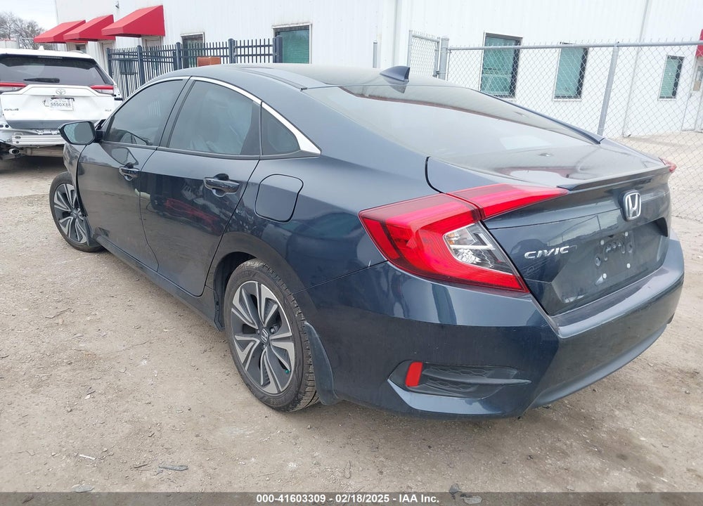 2018 HONDA CIVIC EX-T VIN: 19XFC1F3XJE000833