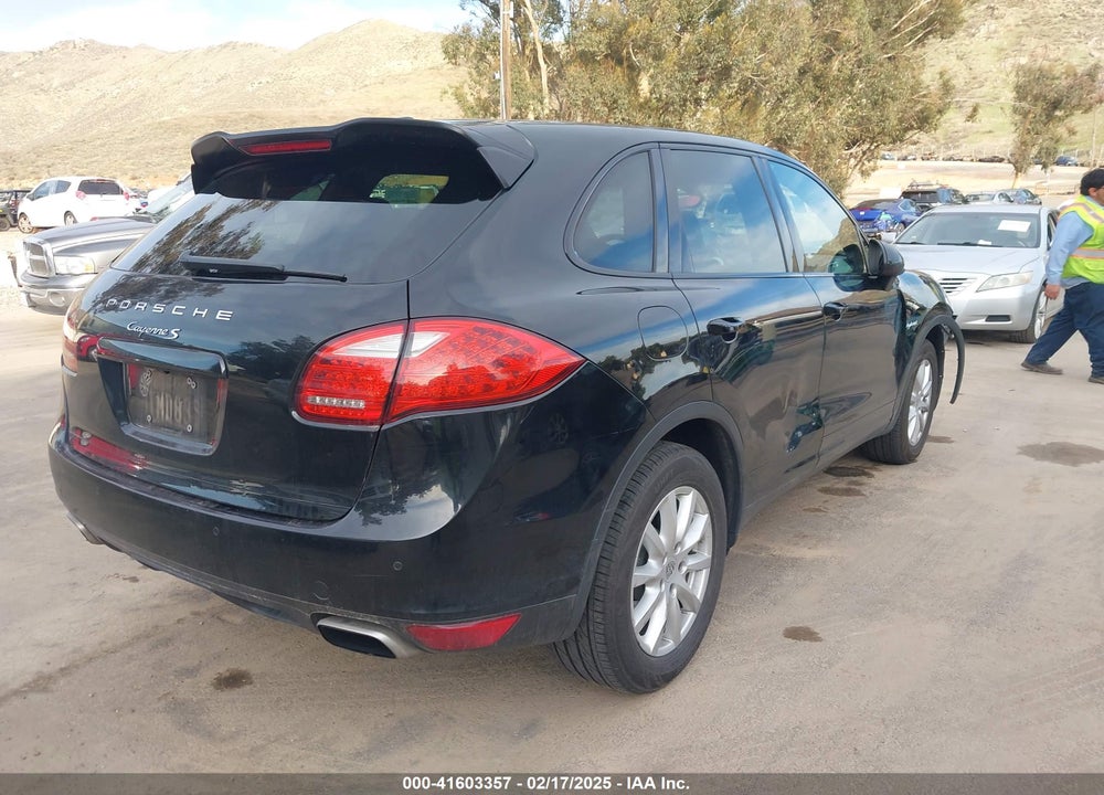 2014 PORSCHE CAYENNE HYBRID S VIN: WP1AE2A2XELA51396