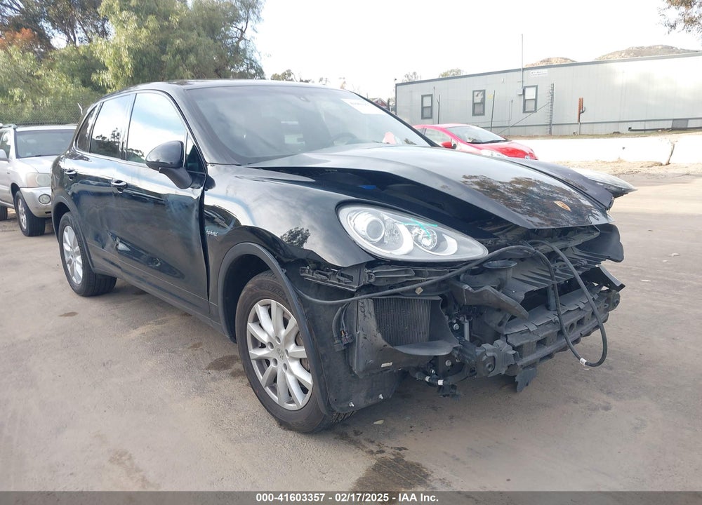 2014 PORSCHE CAYENNE HYBRID S VIN: WP1AE2A2XELA51396
