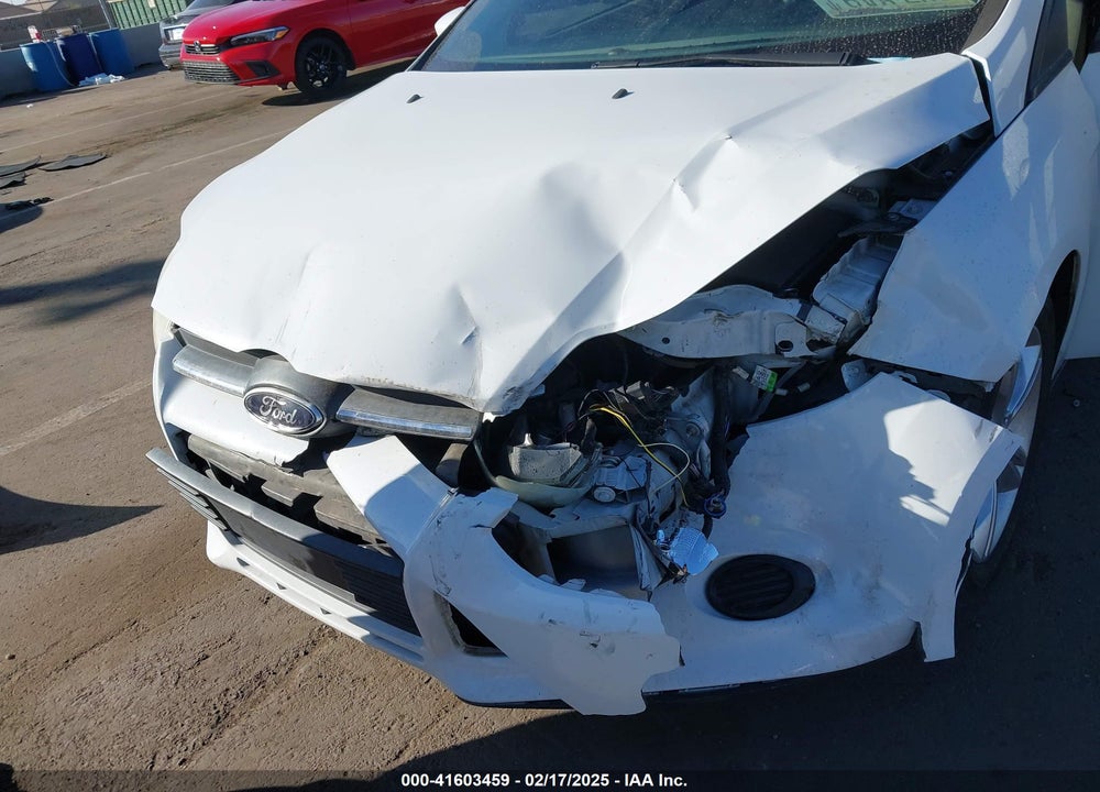 2014 FORD FOCUS VIN: 1FADP3F24EL321526