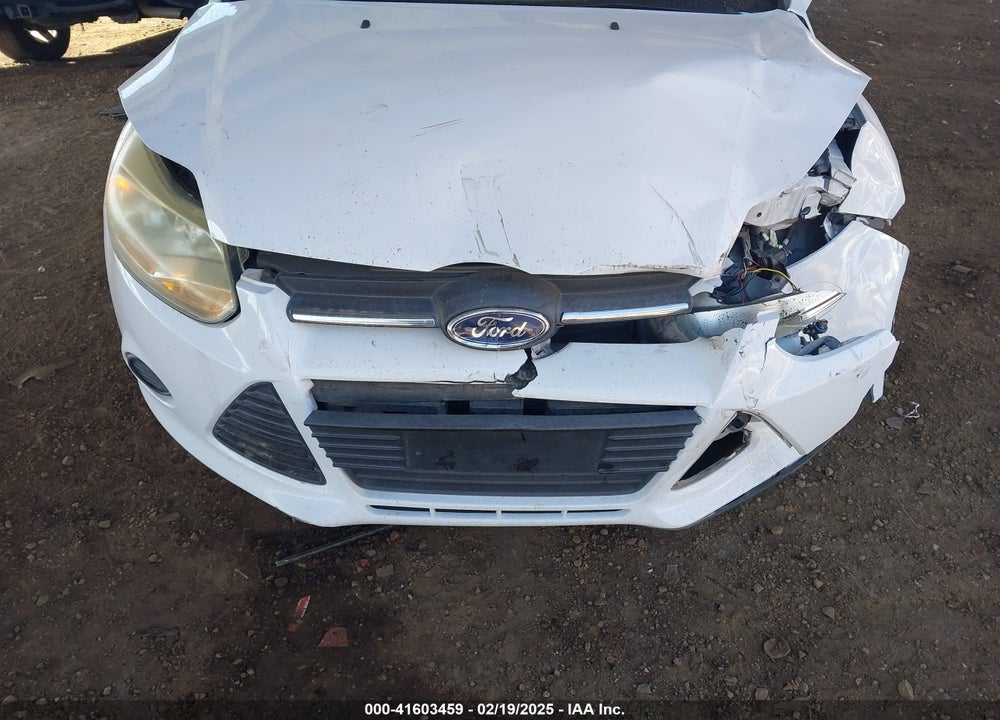 2014 FORD FOCUS VIN: 1FADP3F24EL321526