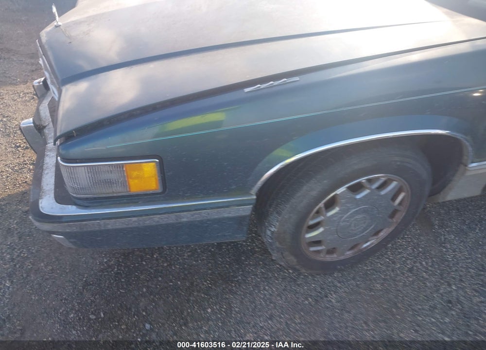 1993 CADILLAC DEVILLE VIN: 1G6CD53B5P4261285