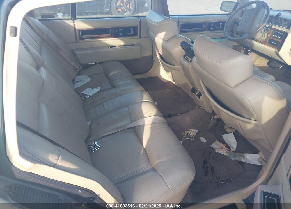 1993 CADILLAC DEVILLE VIN: 1G6CD53B5P4261285