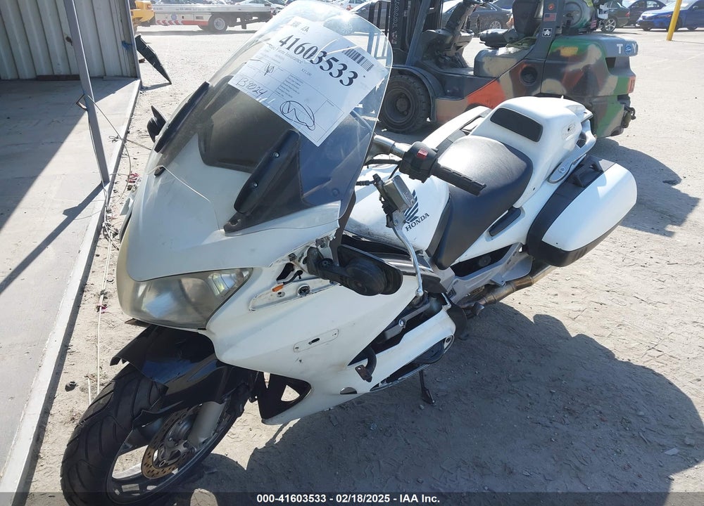 2006 HONDA ST1300 P VIN: JH2SC51766M400081