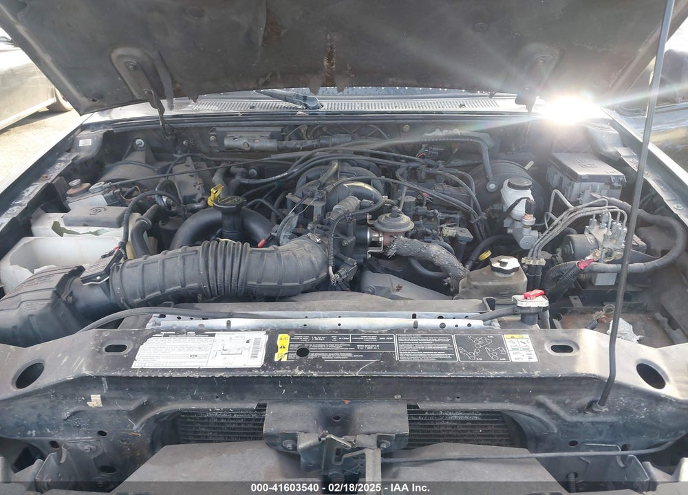 2001 MAZDA B3000 DS/SE VIN: 4F4YR16E81TM28715