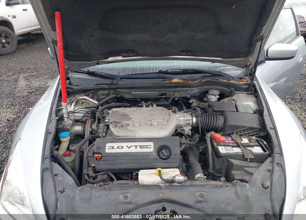 2005 HONDA ACCORD 3.0 EX VIN: 1HGCM82695A007615