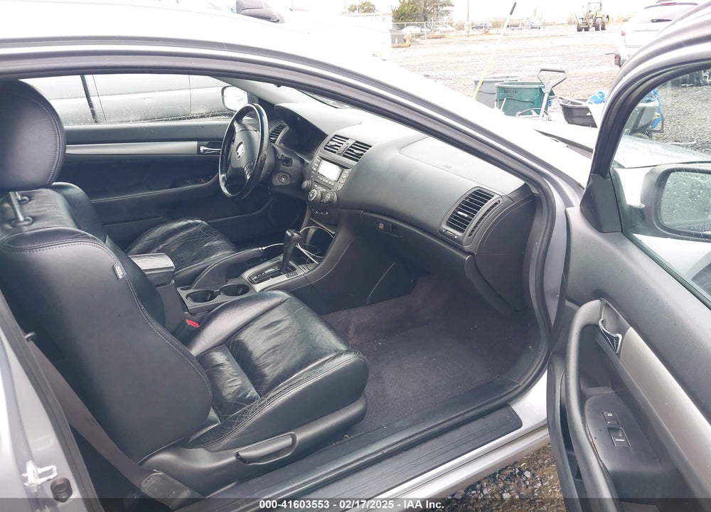 2005 HONDA ACCORD 3.0 EX VIN: 1HGCM82695A007615