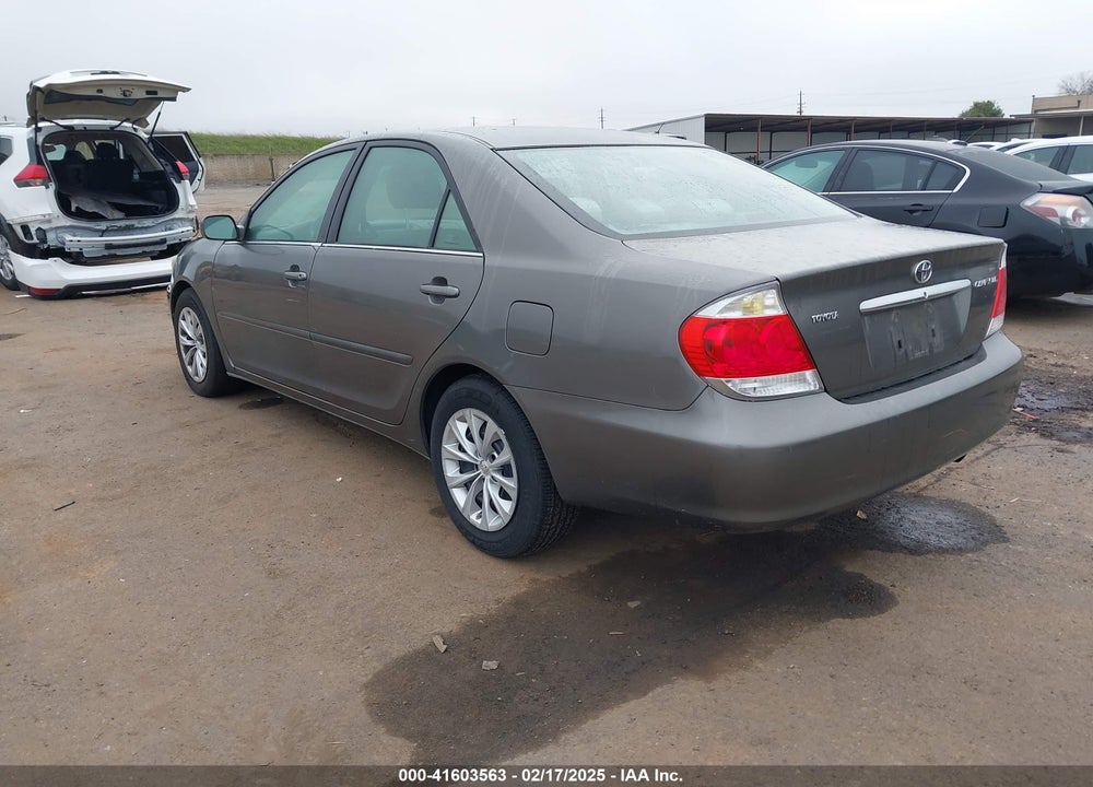 2005 TOYOTA CAMRY LE VIN: 4T1BE32K05U967181