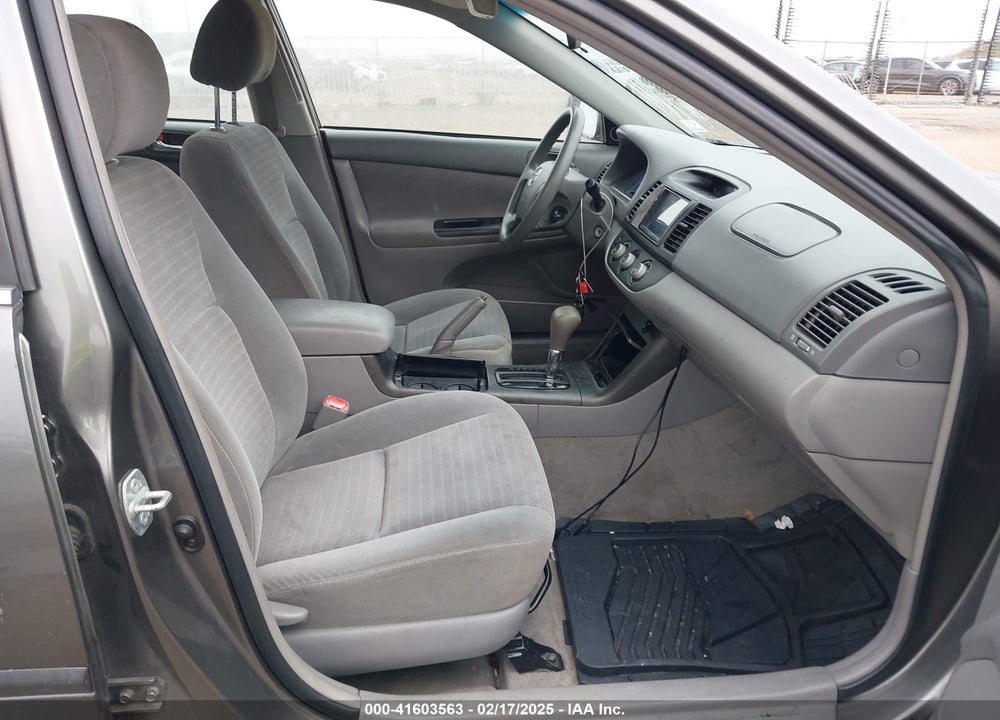 2005 TOYOTA CAMRY LE VIN: 4T1BE32K05U967181