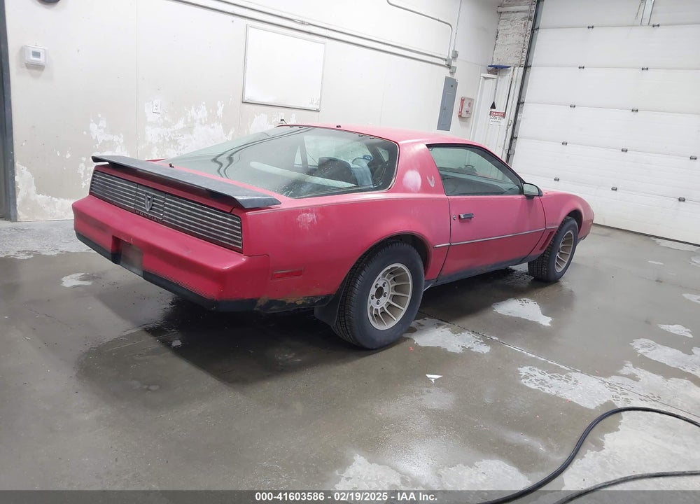 1983 PONTIAC FIREBIRD TRANS AM VIN: 1G2AW87H3DN205080