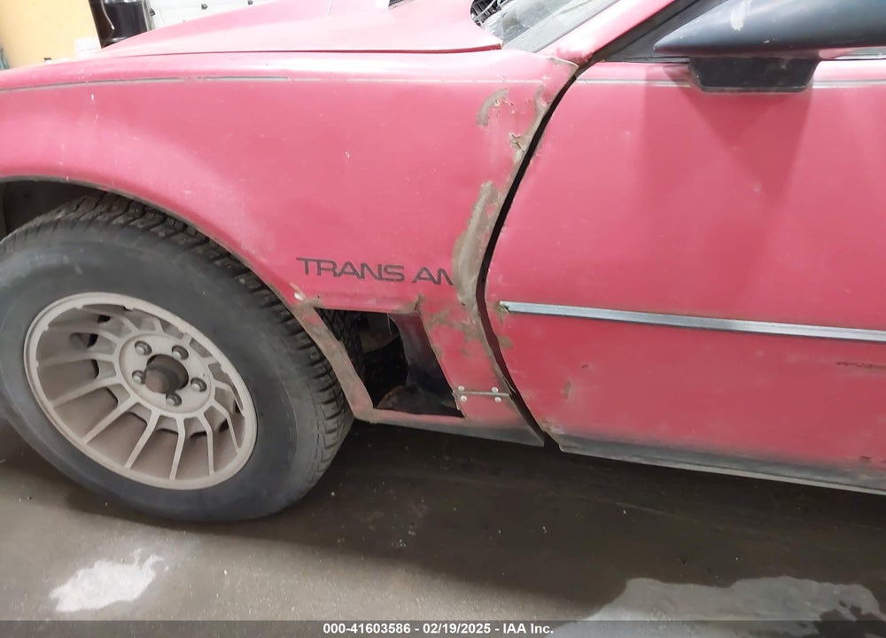 1983 PONTIAC FIREBIRD TRANS AM VIN: 1G2AW87H3DN205080