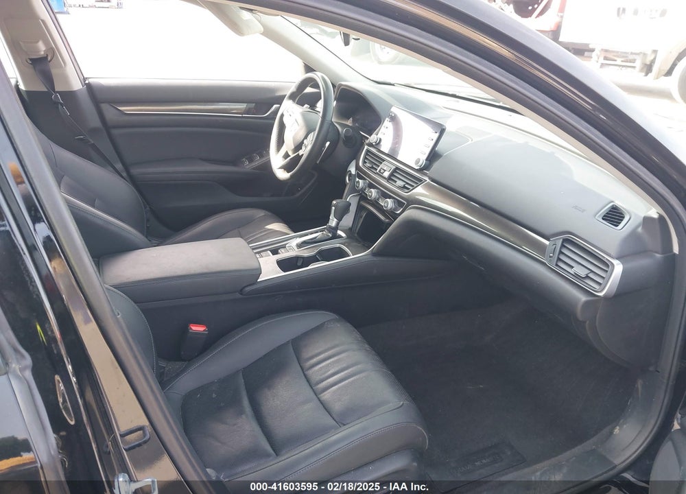 2022 HONDA ACCORD VIN: 1HGCV1F46NA099733