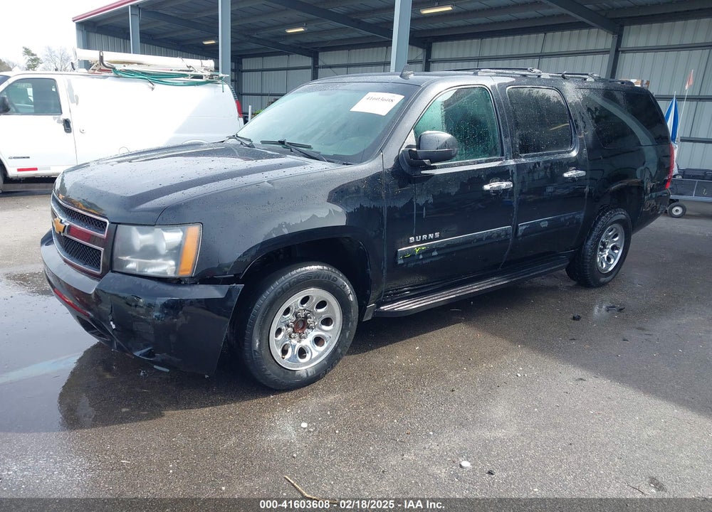 2013 CHEVROLET SUBURBAN 1500 LT VIN: 1GNSCJE06DR141176