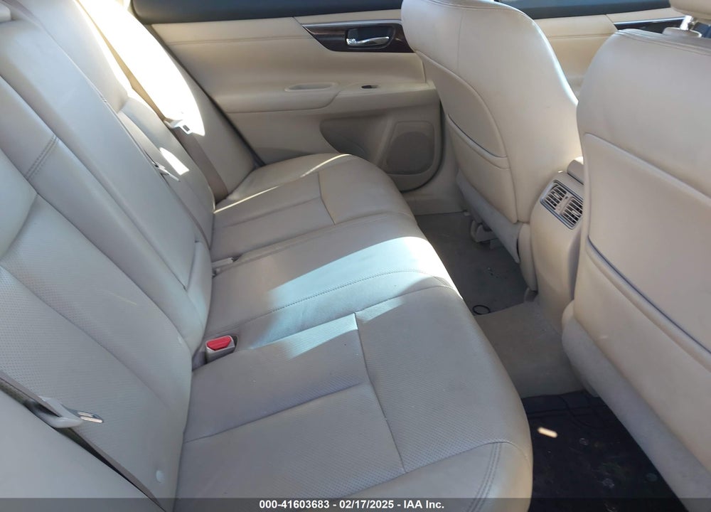 2013 NISSAN ALTIMA VIN: 1N4BL3AP8DC915704
