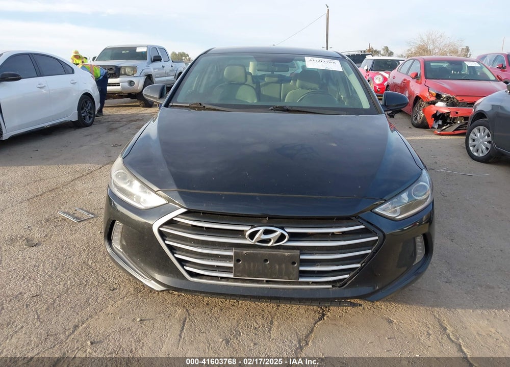 2017 HYUNDAI ELANTRA VIN: 5NPD84LF1HH065214