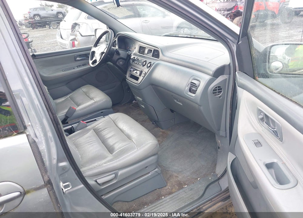 2000 HONDA ODYSSEY EX VIN: 2HKRL1869YH009047