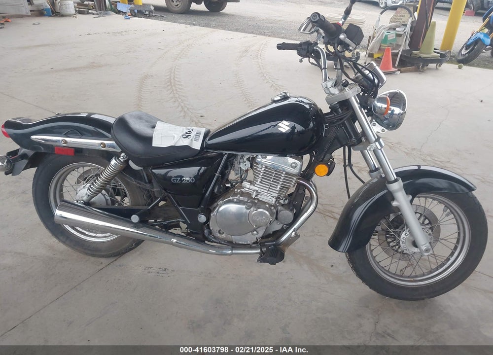 2010 SUZUKI GZ250 VIN: VTTNJ48A7A2100025