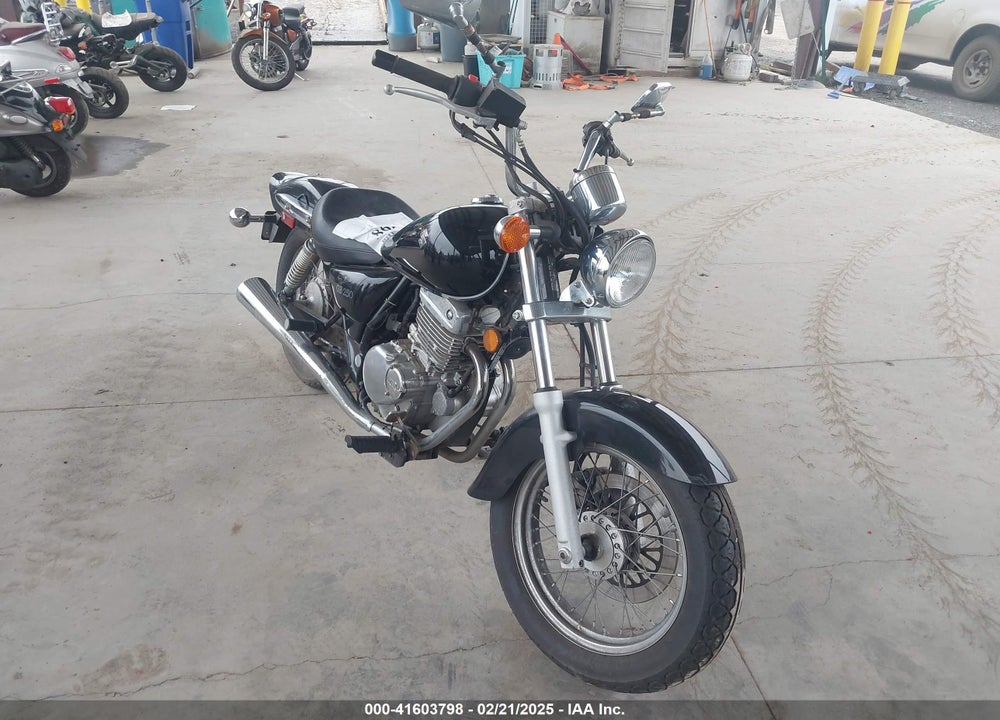 2010 SUZUKI GZ250 VIN: VTTNJ48A7A2100025