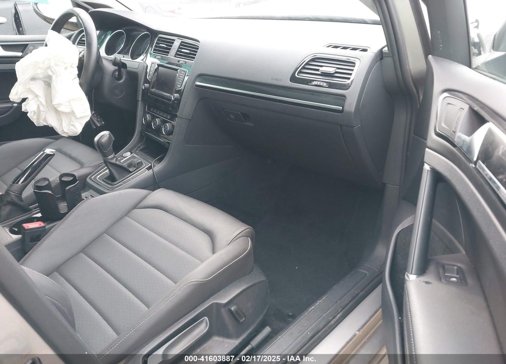 2015 VOLKSWAGEN GOLF VIN: 3VW217AU5FM102896
