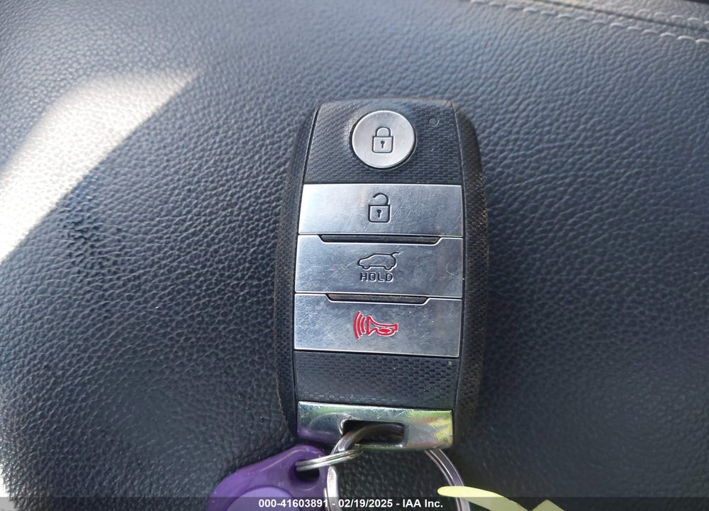 2020 KIA SPORTAGE EX VIN: KNDPNCAC6L7643118
