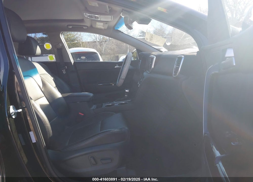 2020 KIA SPORTAGE EX VIN: KNDPNCAC6L7643118