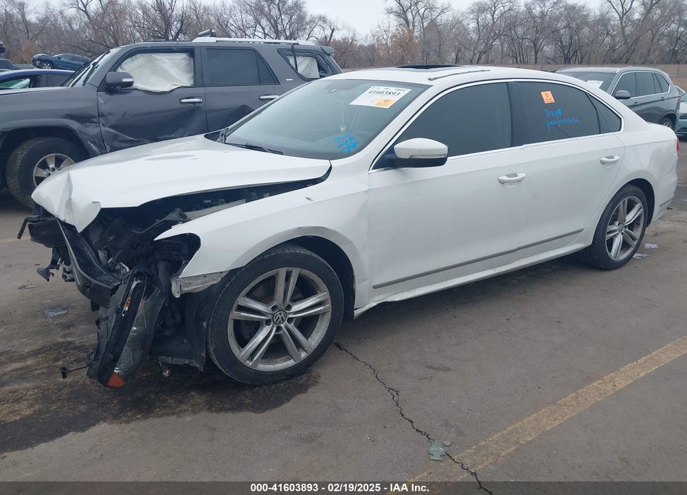 2015 VOLKSWAGEN PASSAT VIN: 1VWBT7A30FC062052