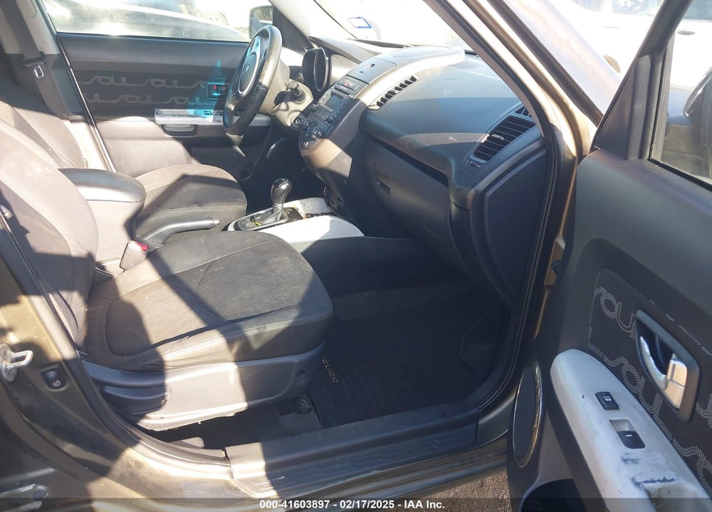 2012 KIA SOUL VIN: KNDJT2A63C7379808