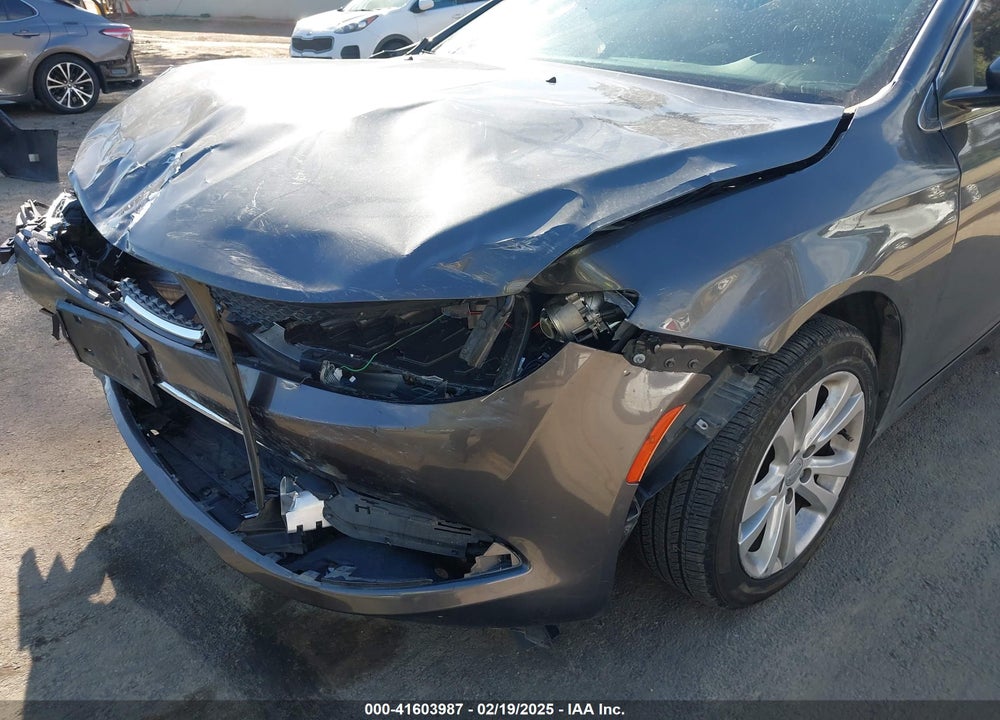 2015 CHRYSLER 200 VIN: 1C3CCCAB8FN630631