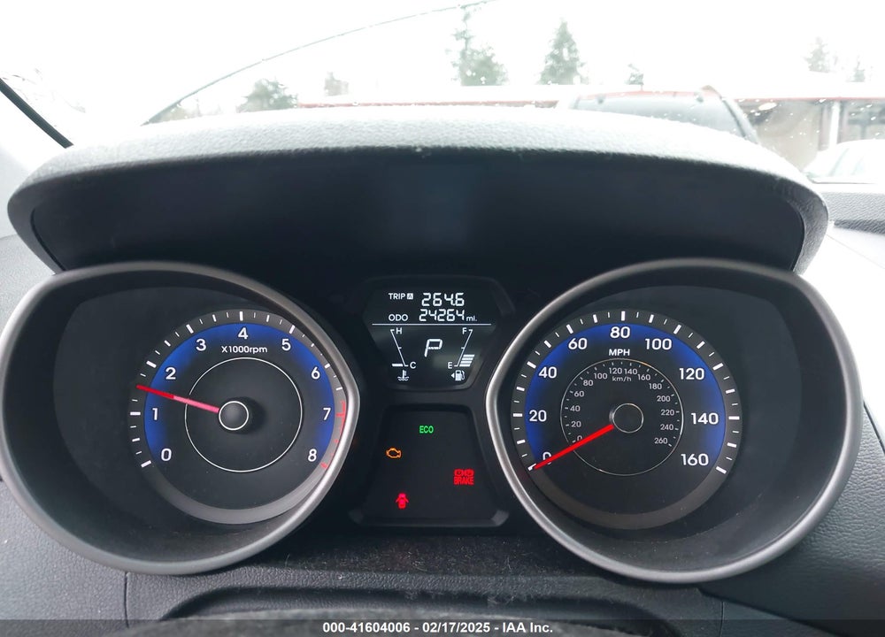 2013 HYUNDAI ELANTRA VIN: KMHDH4AE5DU921068