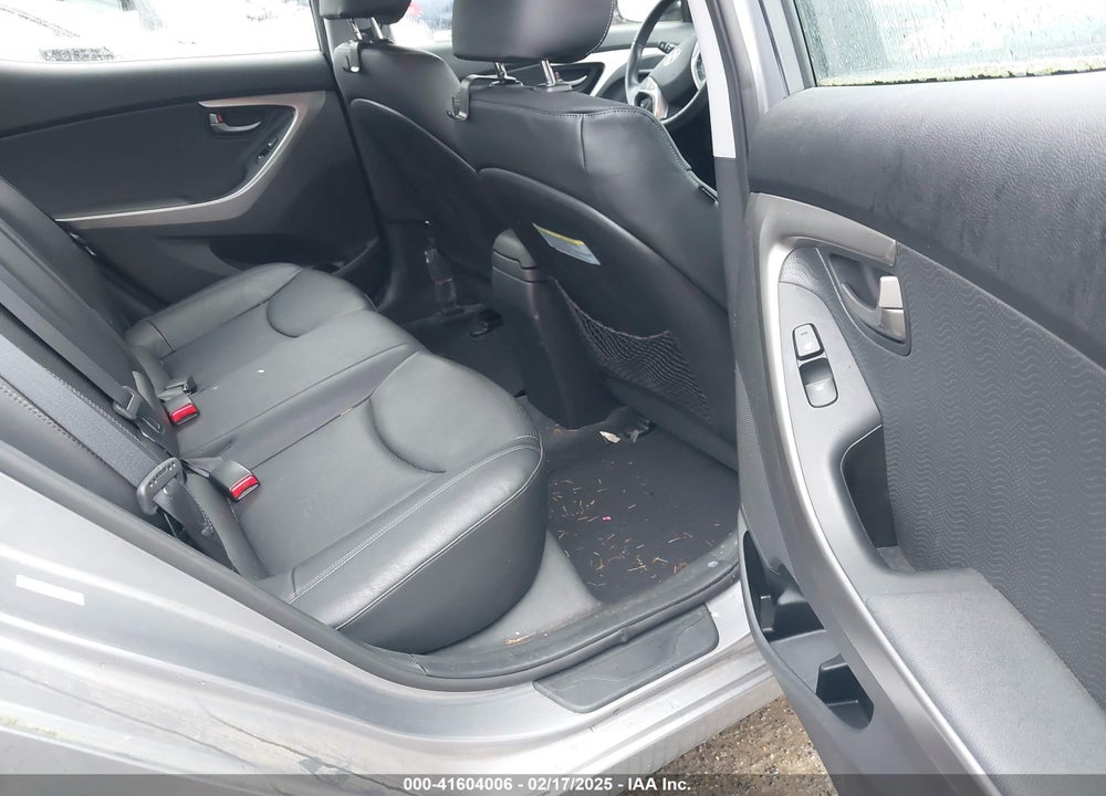 2013 HYUNDAI ELANTRA VIN: KMHDH4AE5DU921068