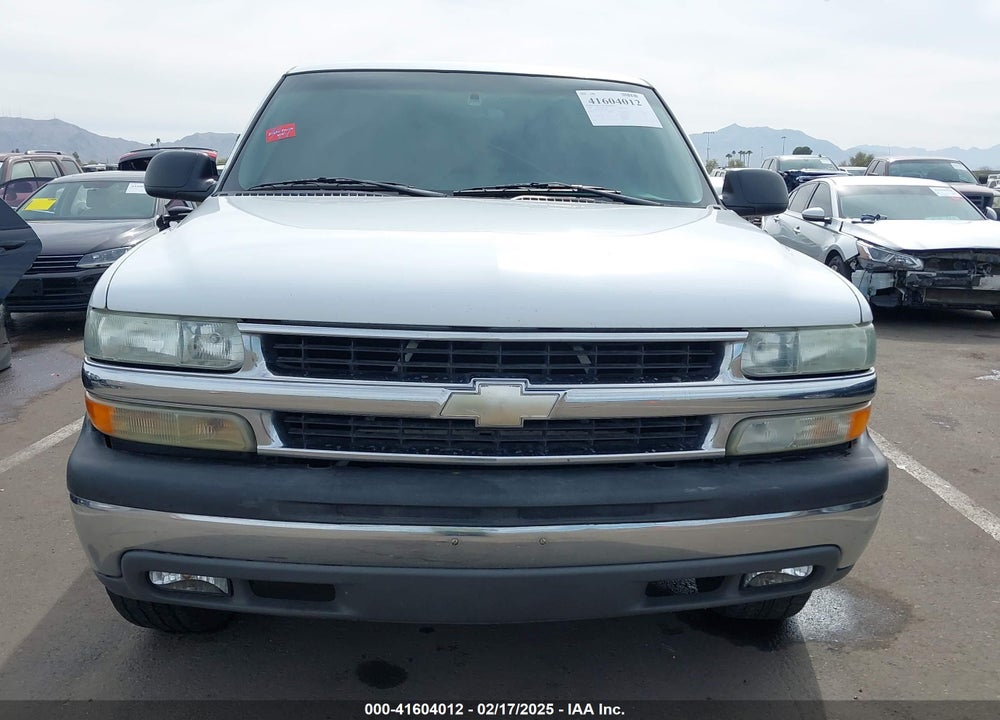 2004 CHEVROLET TAHOE LS VIN: 1GNEC13V54R307649