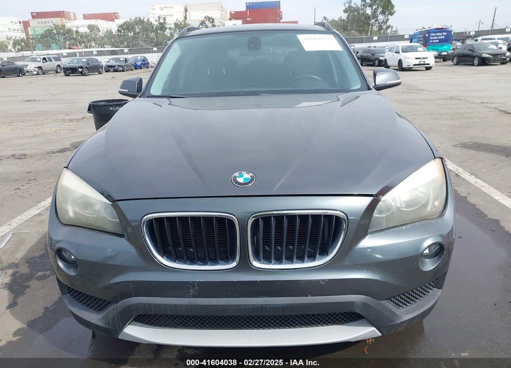 2013 BMW X1 VIN: WBAVM1C55DVW41609