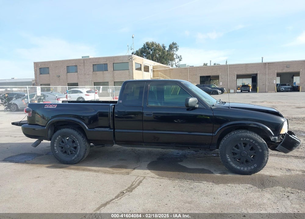 2001 GMC SONOMA SLS VIN: 1GTDT19W018197275