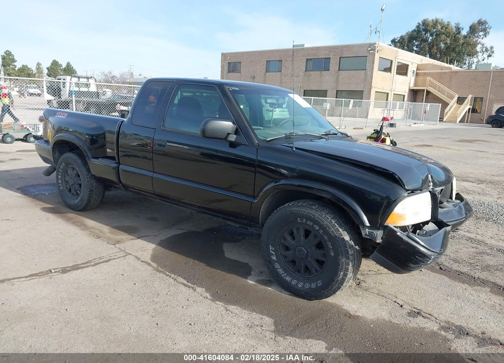 2001 GMC SONOMA SLS VIN: 1GTDT19W018197275