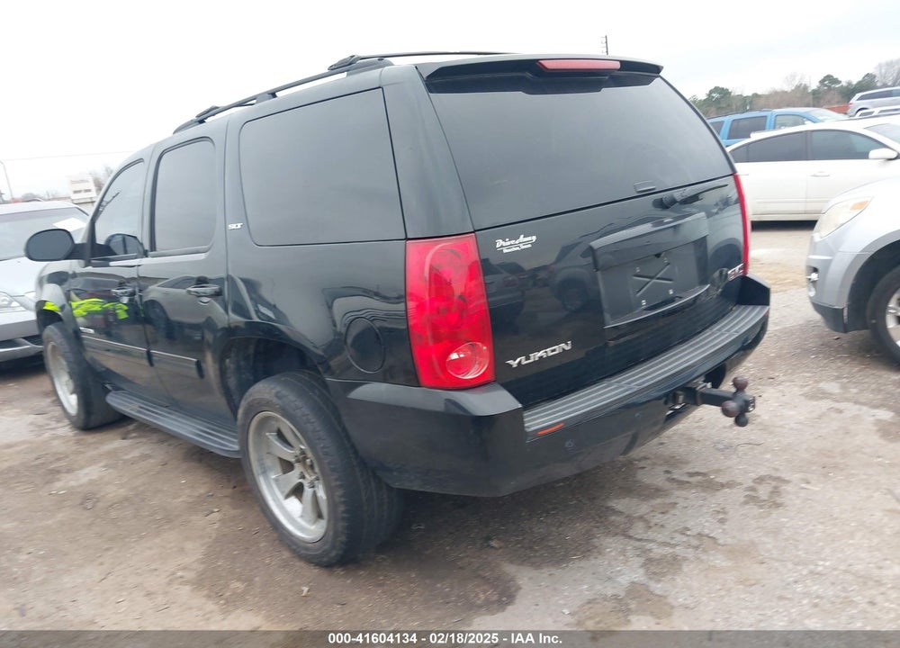 2014 GMC YUKON SLT VIN: 1GKS1CE02ER207447