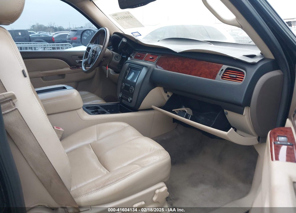 2014 GMC YUKON SLT VIN: 1GKS1CE02ER207447