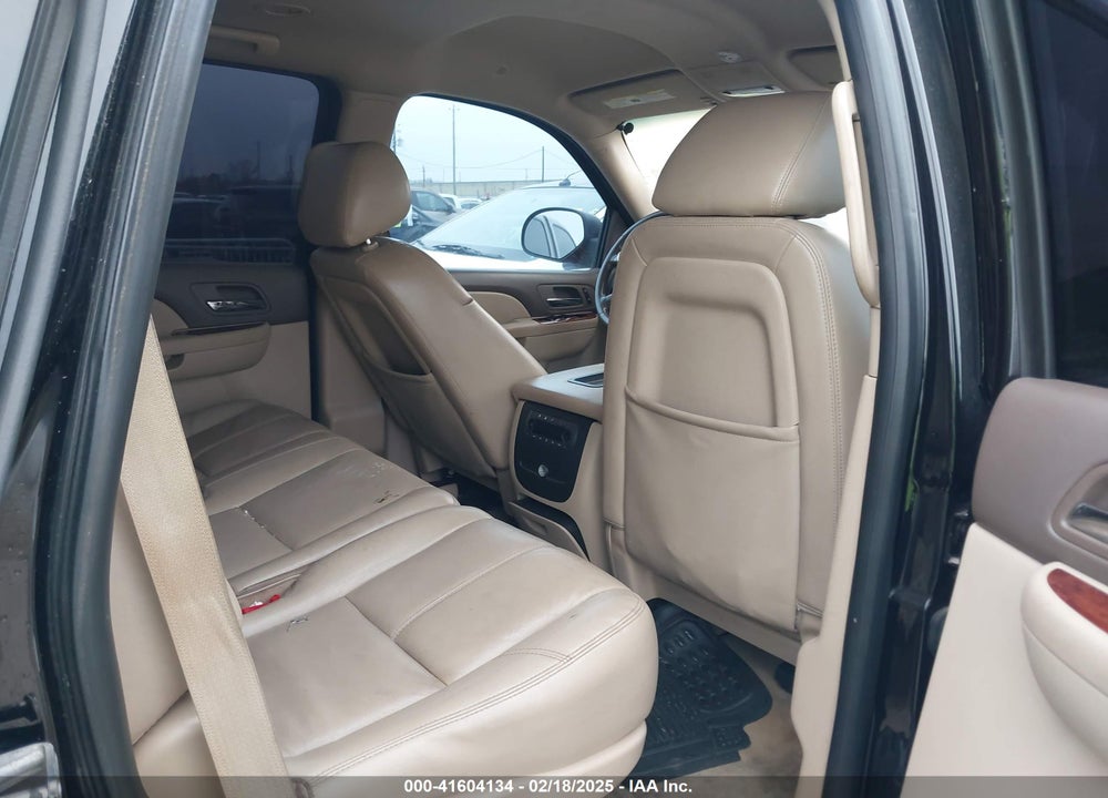 2014 GMC YUKON SLT VIN: 1GKS1CE02ER207447