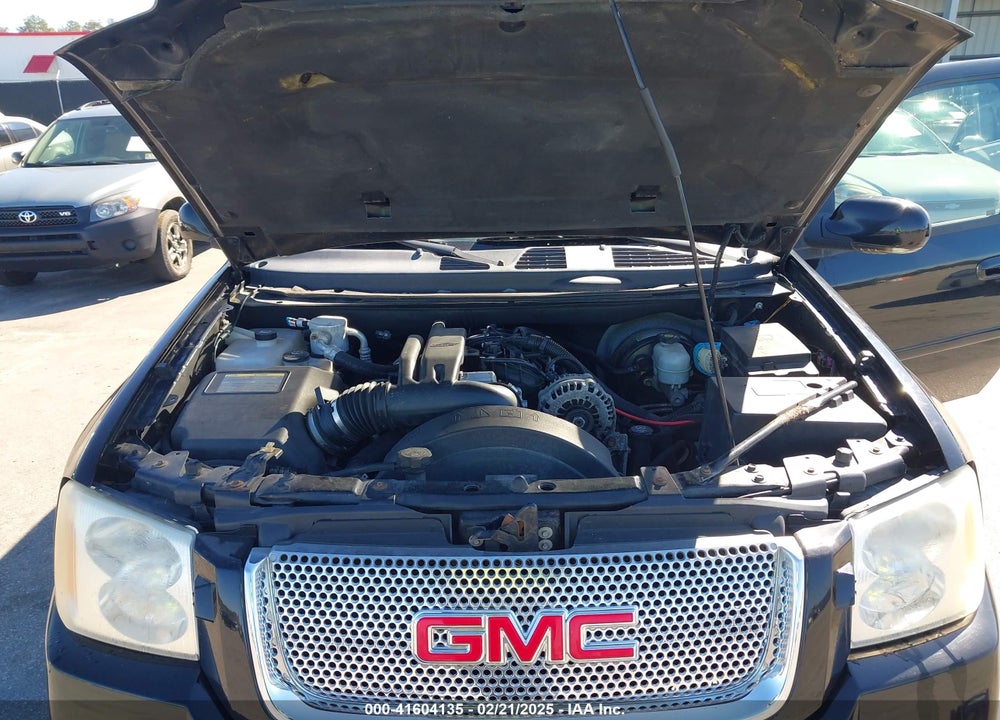 2008 GMC ENVOY DENALI VIN: 1GKET63M082175769