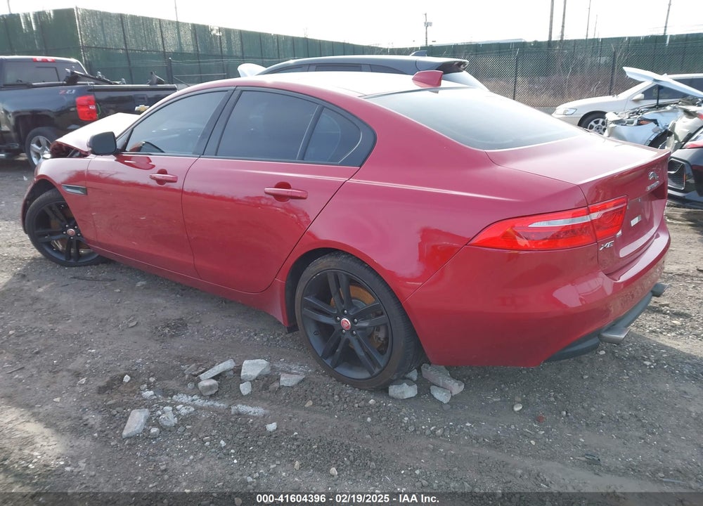 2017 JAGUAR XE VIN: SAJAK4BV5HA976037