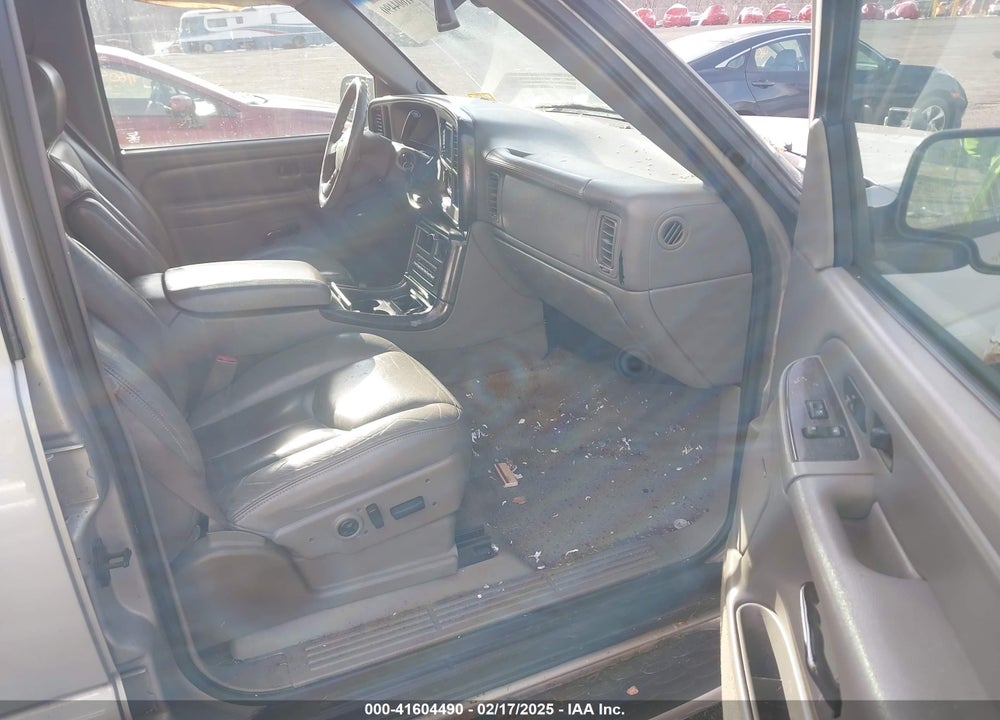 2004 GMC YUKON DENALI VIN: 1GKEK63UX4J122385