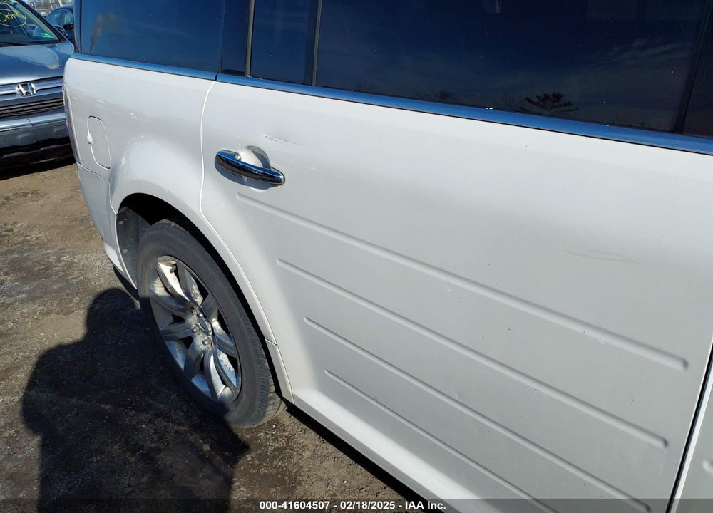 2011 FORD FLEX LIMITED VIN: 2FMGK5DC8BBD13823