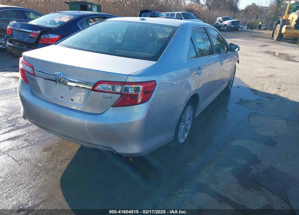 2014 TOYOTA CAMRY XLE VIN: 4T4BF1FK8ER350225