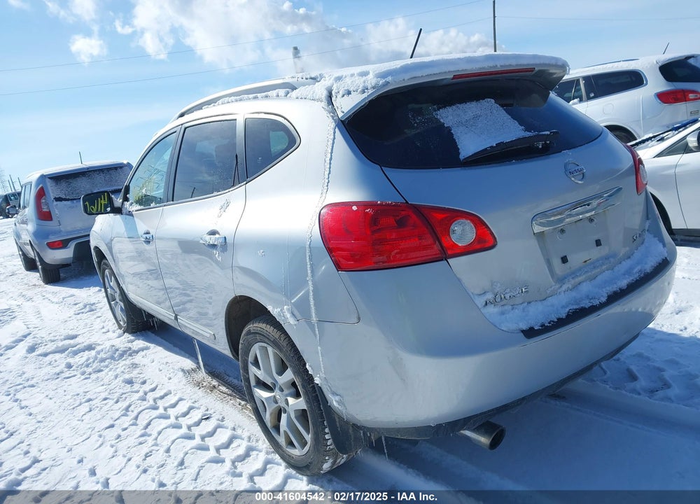 2013 NISSAN ROGUE VIN: JN8AS5MV8DW132870