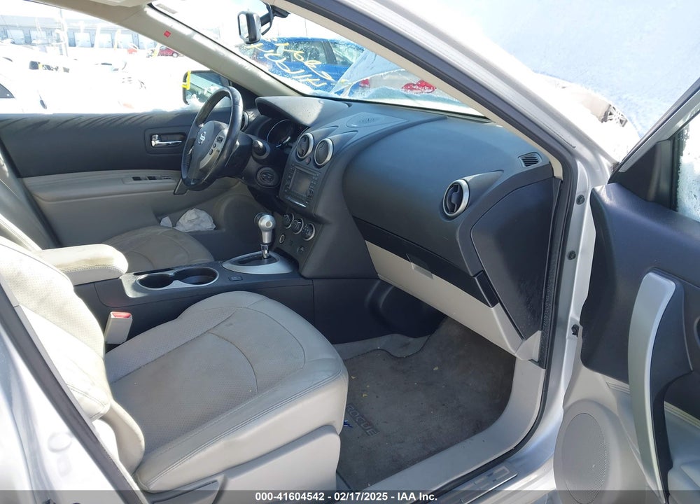 2013 NISSAN ROGUE VIN: JN8AS5MV8DW132870
