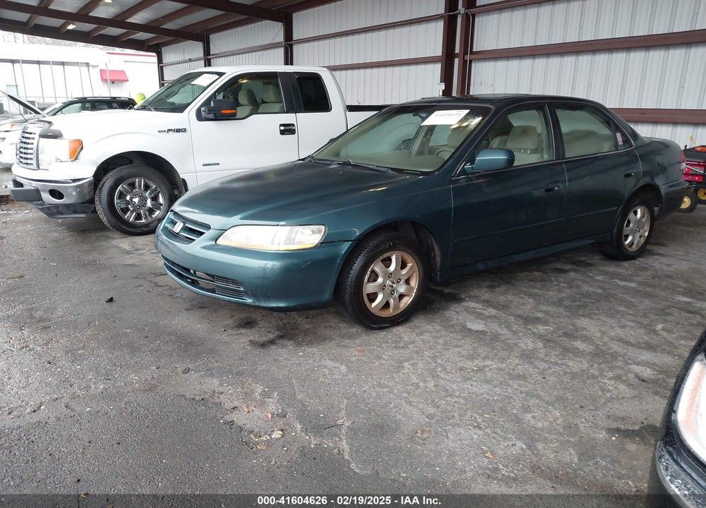 2002 HONDA ACCORD 2.3 EX/2.3 SE VIN: JHMCG66832C005055