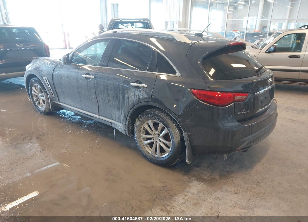 2009 INFINITI FX35 VIN: JNRAS18U09M101105