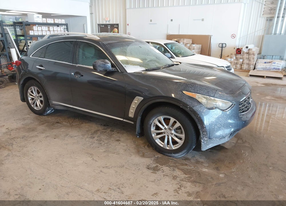 2009 INFINITI FX35 VIN: JNRAS18U09M101105